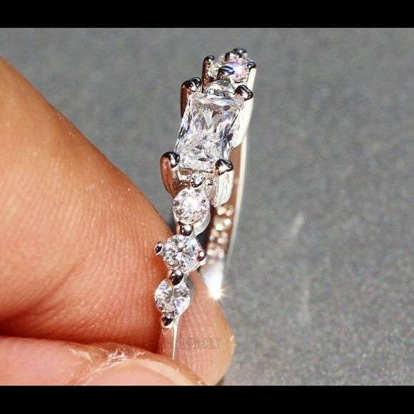 Beautiful White Sapphire Ring  - Picture 1 of 6